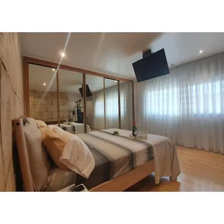 Luxury Rock Tirri