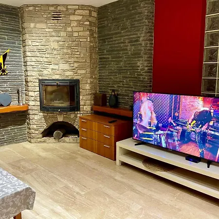 Luxury Rock Tirri