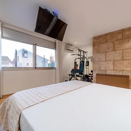 Luxury Rock Tirri