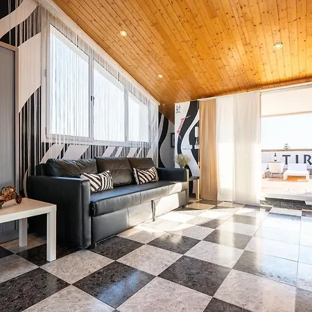 Luxury Rock Tirri Holiday home *